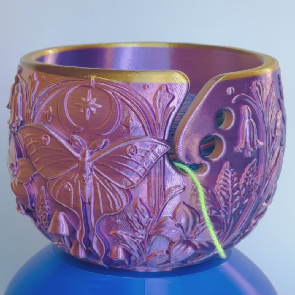 Video showing the full Luna Moth bowl details